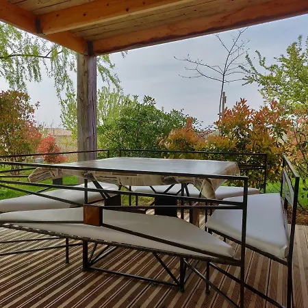 Les Terrasses De Bed & Breakfast Valensole