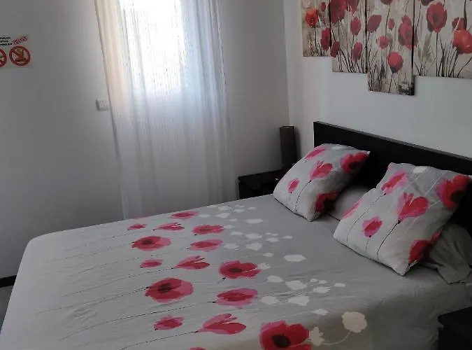 Les Terrasses De Bed & Breakfast 4*