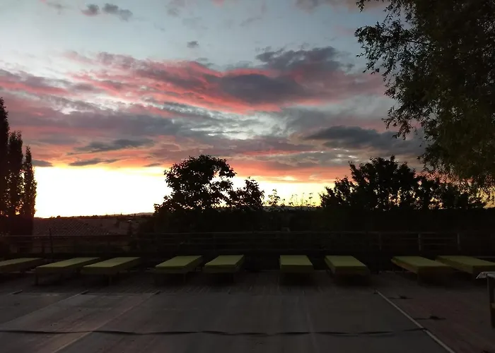 Les Terrasses De Bed & Breakfast