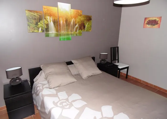 Bed & Breakfast Les Terrasses De Valensole