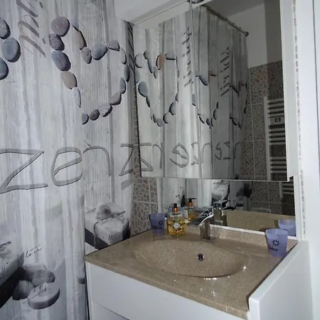 莱斯梯田德瓦朗索尔住宿加早餐旅馆 4*